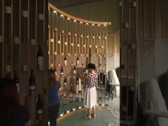 Cave à vin d'acier inoxydable de couleur noire titanique d'électrodéposition de Pvd de support d'affichage de vin