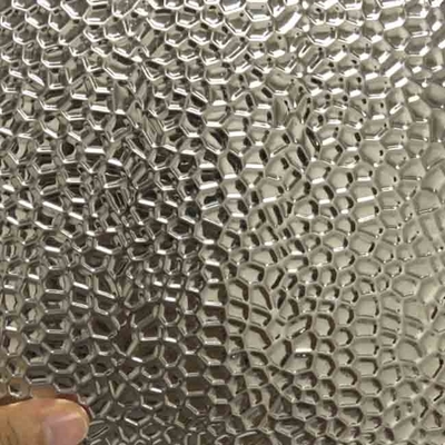 Modèle de nid d'abeilles de feuille de relief par titane noir d'acier inoxydable