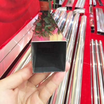 Bon prix la place BV d'Inox de tuyau de tube de l'acier inoxydable 201 304 316L a laminé à froid en ligne