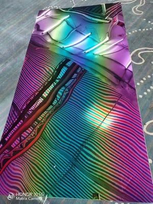 Bon prix Légende de l'art du miroir arc-en-ciel multicolore en acier inoxydable coloré de 3,0 mm pour la décoration en ligne