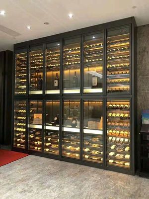Bon prix Hôtel 304 OED Armoire à vin haute avec LED Taille personnalisée Meubles de boutique de vins colorés en ligne