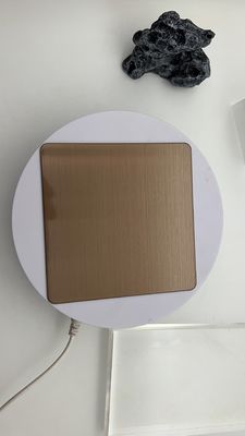 Bon prix Ligne de cheveux cuivre bronze couleur PVD épaisseur suffisante acier inoxydable 8ft 10ft en ligne