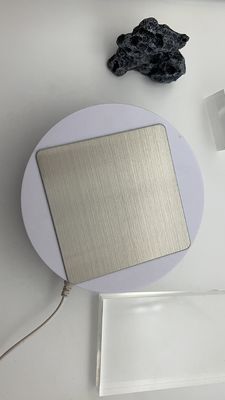 Bon prix Spécialiste en finitions architecturales et métalliques avec revêtement en acier inoxydable couleur champagne revêtu en PVD en ligne