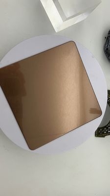 Bon prix Presses hydrauliques frein en acier inoxydable Plaque métallique Dubaï Écran métallique décoratif salle en acier inoxydable en ligne