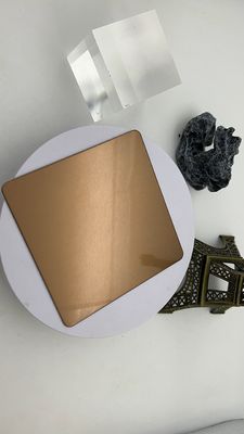 Bon prix Presses hydrauliques frein en acier inoxydable Plaque métallique Dubaï Écran métallique décoratif salle en acier inoxydable en ligne