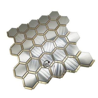 Bon prix Mosaïque hexagonal en acier inoxydable à bords dorés, argenté mélangé, brossé, étanche à l'eau et résistant à la rouille pour la construction intérieure et extérieure en ligne