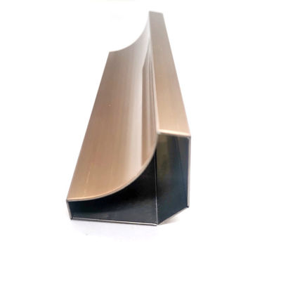 Bon prix L'arc a formé la jonction d'acier inoxydable panneau Rose Gold Hairline 10mm 40mm en ligne