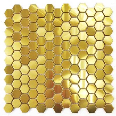 Bon prix Tuile de Backsplash d'hexagone polie par délié d'acier inoxydable d'or pour OIN DIN de cuisine en ligne