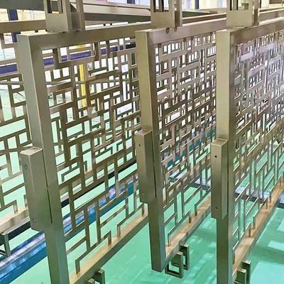 Bon prix 800mm la pièce de séparation d'écran d'acier inoxydable qu'a divisé le délié de croix de noir de porte coulissante gravent le cuivre gravent en refief en ligne