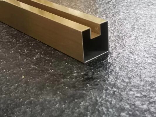 Bon prix 1.2mm en acier inoxydable bandes de décoration de carrelage de coin décoration de ciseaux en forme de T en ligne