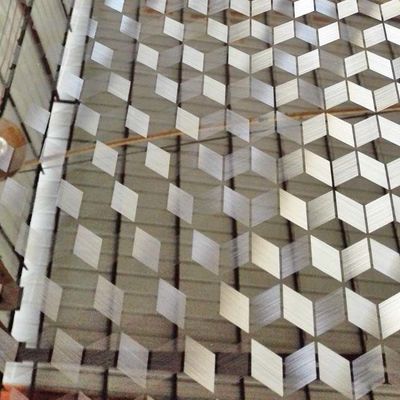 Bon prix Plaque d'acier inoxydable de couleur 3D en argent gravé 8K miroir pour porte d'ascenseur en ligne