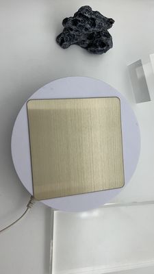 Bon prix Porte métallique en acier sculpture métallique art en acier inoxydable Fichier d'ongle métallique tôle en acier inoxydable en ligne