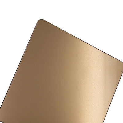 Bon prix Travaux en acier inoxydable Perforé métal Sandbalsted Croix ligne de cheveux anti-empreintes digitales Resident de l'eau Métro du milieu en ligne