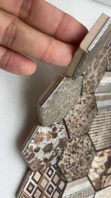 Bon prix Mosaïques en acier inoxydable en or Carreaux de mosaïque en métal en forme pour le mur intérieur en ligne