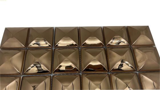 Bon prix 300*300 3D de haute qualité Pain Titane Miroir 304 mosaïque décoratif en acier inoxydable en ligne