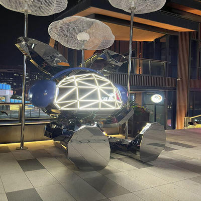 Bon prix Art de décoration publique extérieure Design sur mesure Sculpture en acier inoxydable LED en ligne