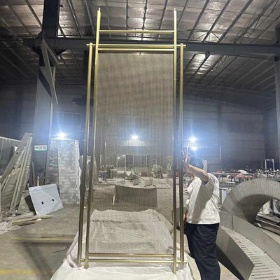 Bon prix Coupe au laser de style américain d'or en acier inoxydable Partie de salle d'écran pour la maison Hôtel restaurant en ligne