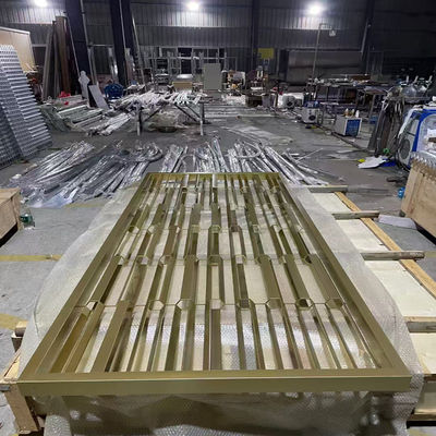 Bon prix Morden Style revêtement PVD décoratif Écrans en acier inoxydable Panneaux extérieurs intérieurs Jardin Hôtel maison en ligne