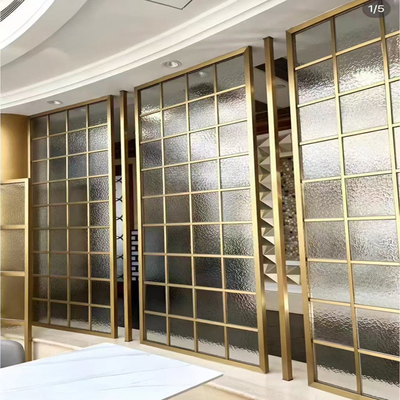 304 couleur dorée rose miroir satin brillant coiffure en acier inoxydable feuille de métal divisor de chambre avec verre