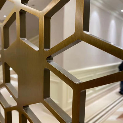 Bon prix Les panneaux en acier inoxydable à découpe laser en ligne