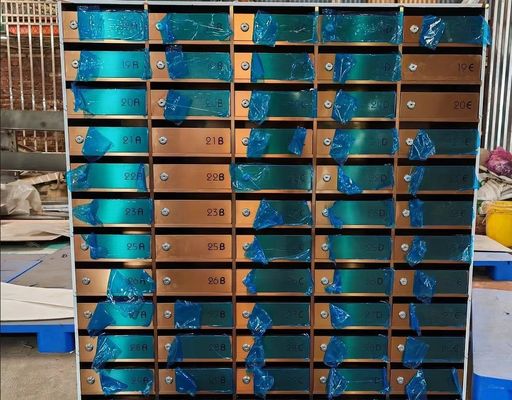 Bon prix LUSHURE PVD revêtu en acier inoxydable panneau or rose / champagne fini Hôtel VIP PROJETS en ligne