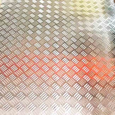 Tôle en acier inoxydable à motifs SUS 304 316 201 à carreaux pour escalier, épaisseur 4mm 5mm 6mm