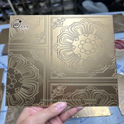 Tôle d'acier inoxydable à revêtement PVD et surface gravée avec différents motifs pour la décoration design