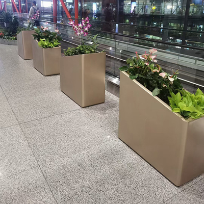 Planteurs extérieurs en acier inoxydable pour projet d'écologisation des routes urbaines et résidentielles