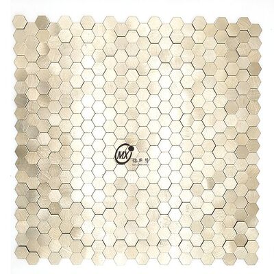 Bon prix Export MOQ 10 mètres carrés Céramique d'aluminium 201 304 Métal Mosaïque Maison Club Ktv Bar Décoration Murale en ligne