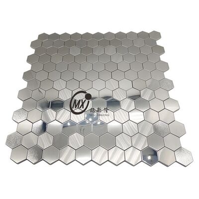 Bon prix Sliver Hexagon poli mosaïque carré en acier inoxydable carré imperméable à l'eau à l'huile pour la décoration des murs de salle de bain en ligne