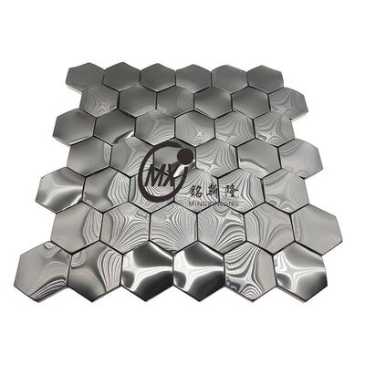 Bon prix Les carreaux de mosaïque en acier inoxydable à motifs en relief ajoutent de la texture à votre mur en ligne